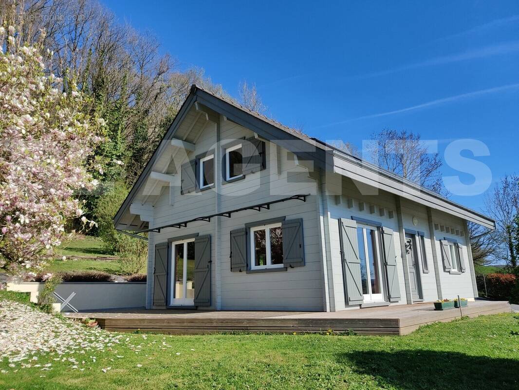 1000002500 - Maison à VRIGNE-AUX-BOIS