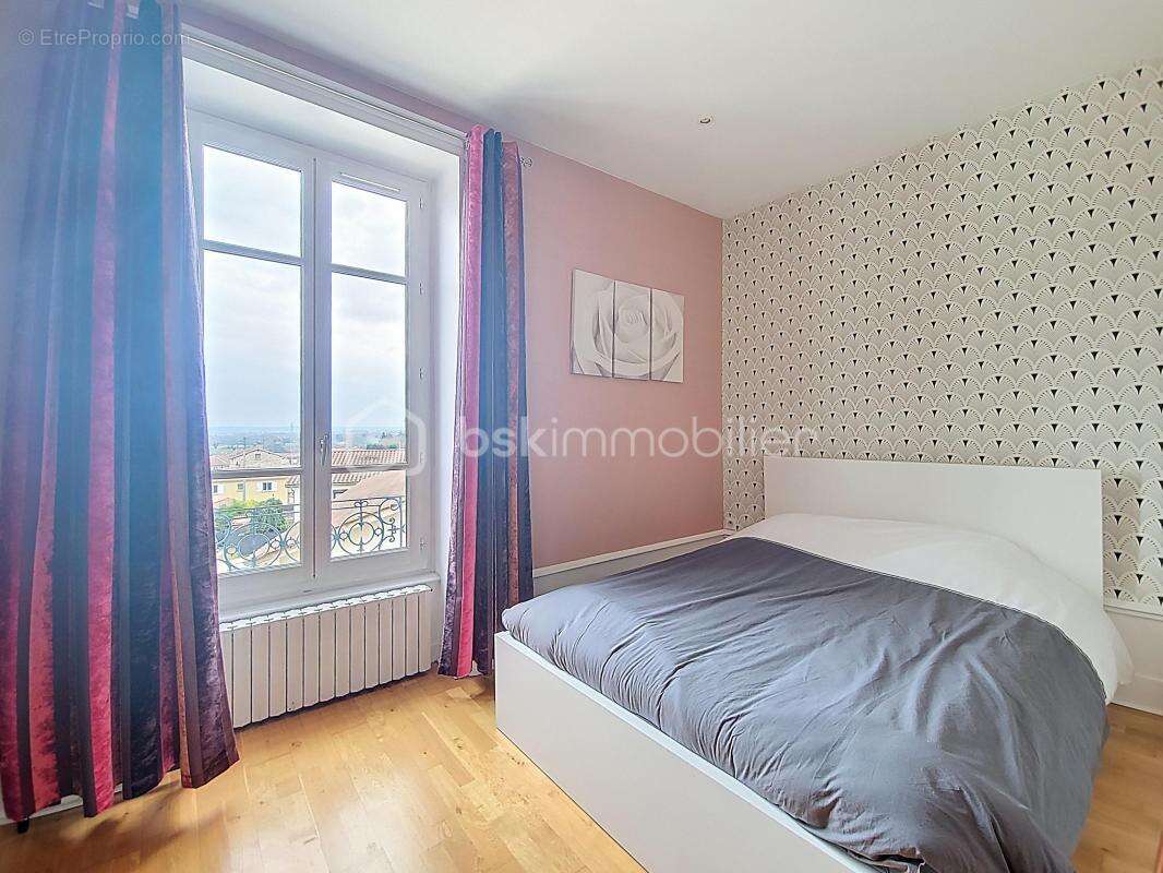 Appartement à LUCENAY
