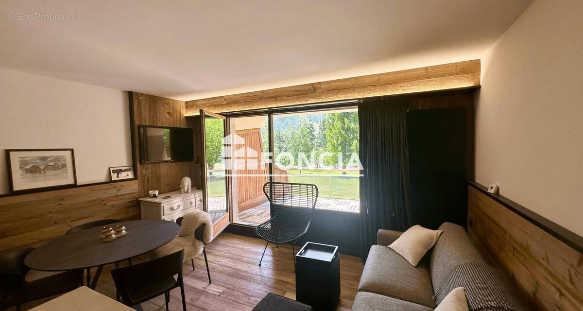 Appartement à SAINT-ETIENNE-DE-TINEE
