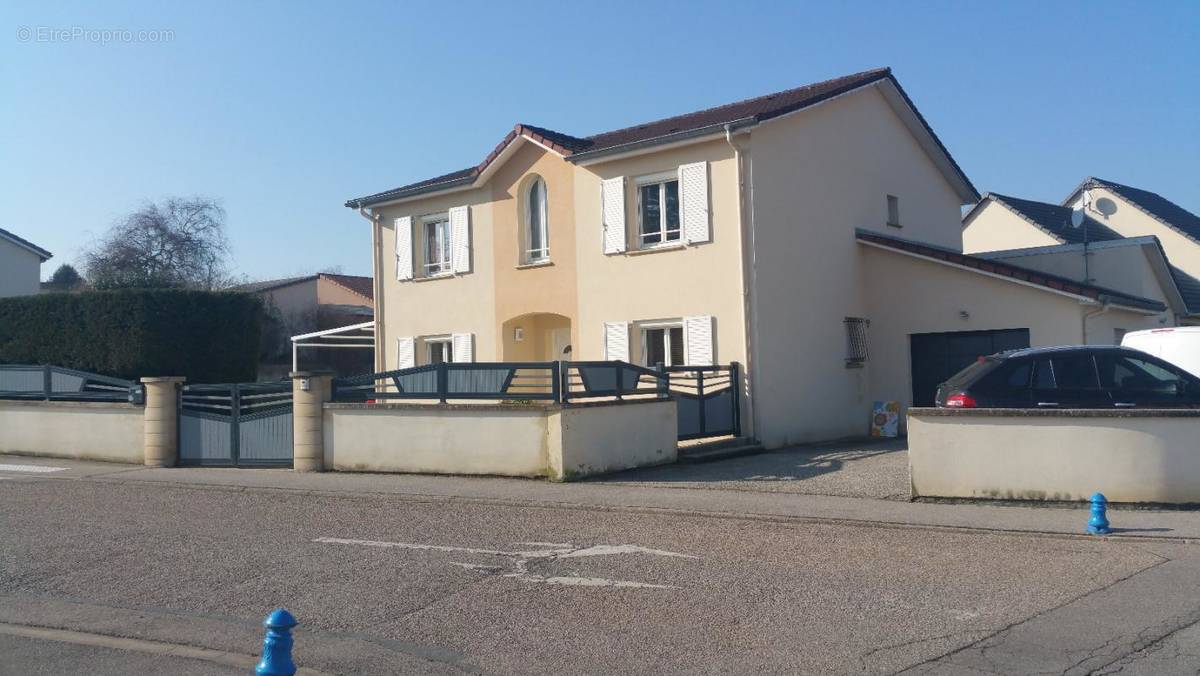 Maison à SAINT-NICOLAS-DE-PORT