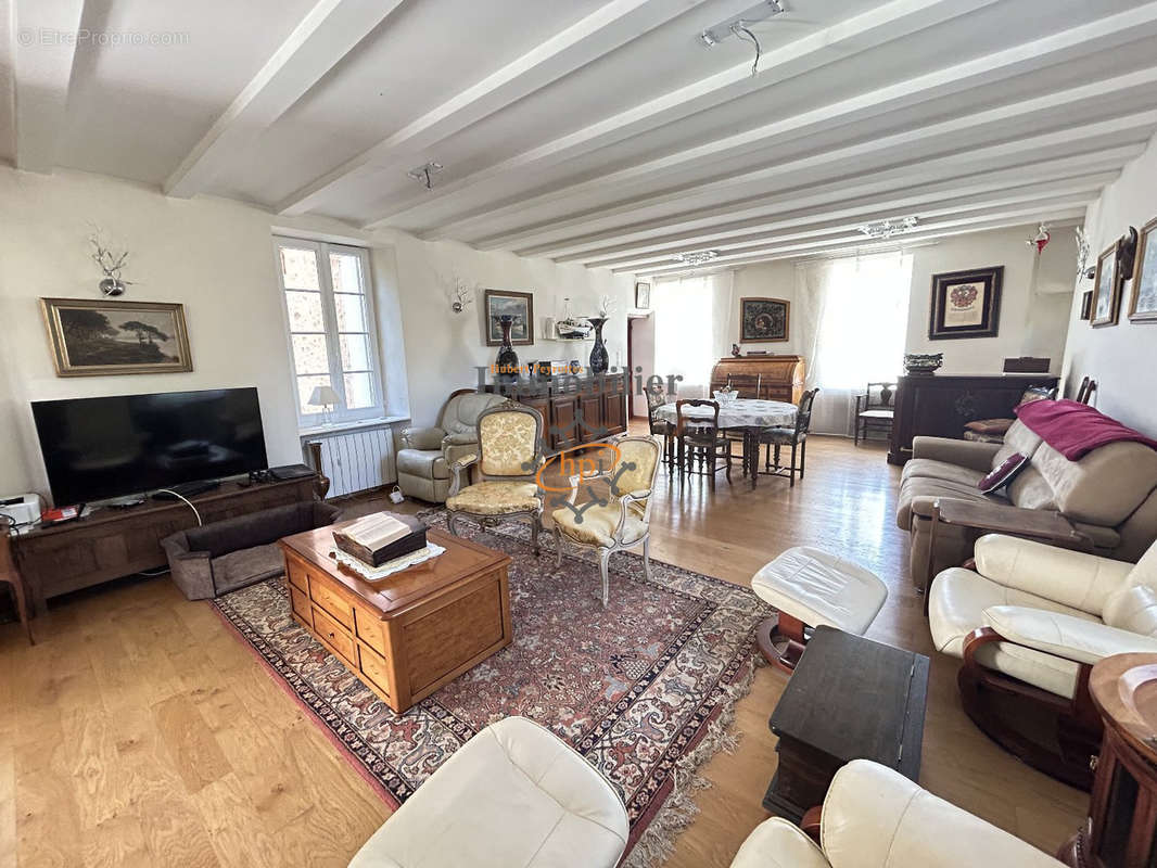 Maison à VABRES-L&#039;ABBAYE