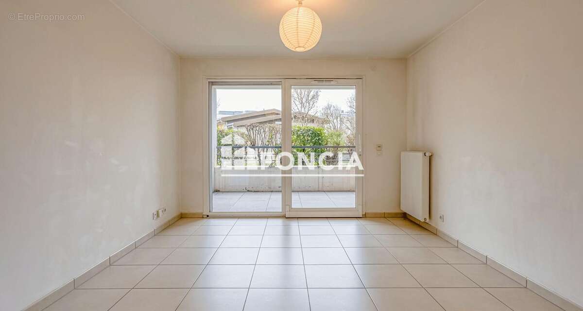 Appartement à SEYNOD
