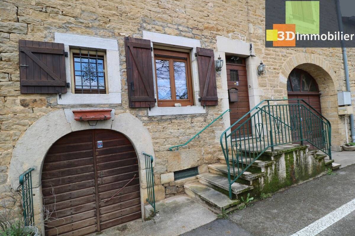 Photo 1 - Maison à LONS-LE-SAUNIER