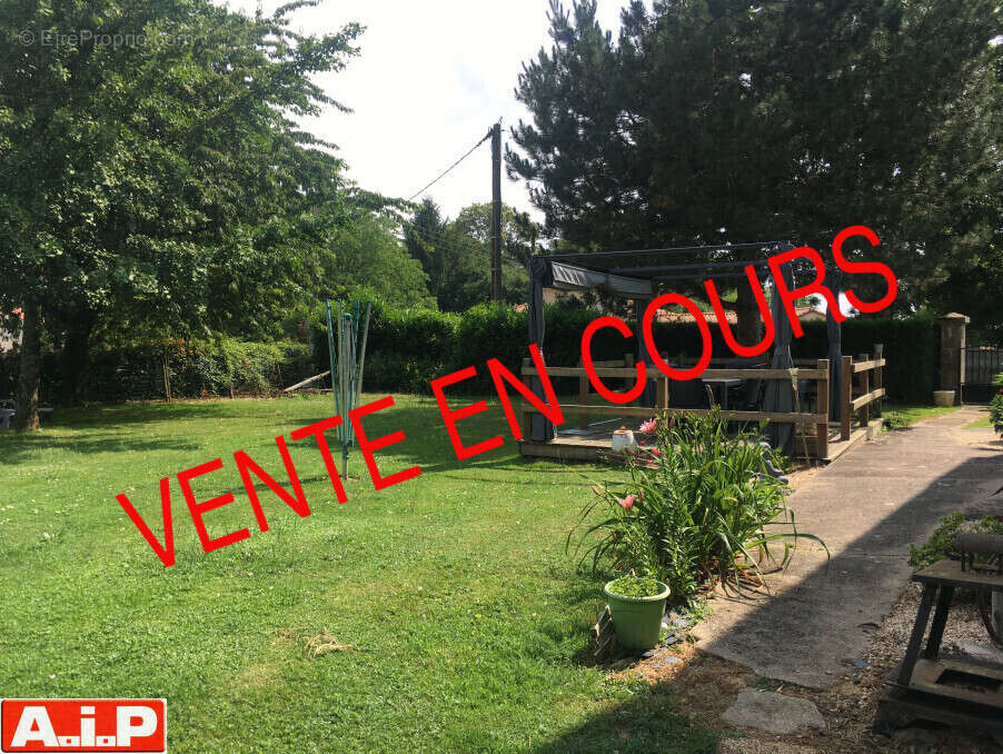 Maison à POUZAUGES