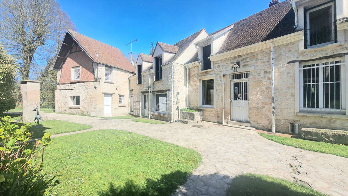 Maison à NOISY-SUR-OISE