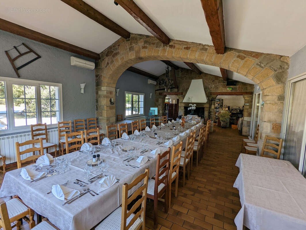 Maison à SILLANS-LA-CASCADE