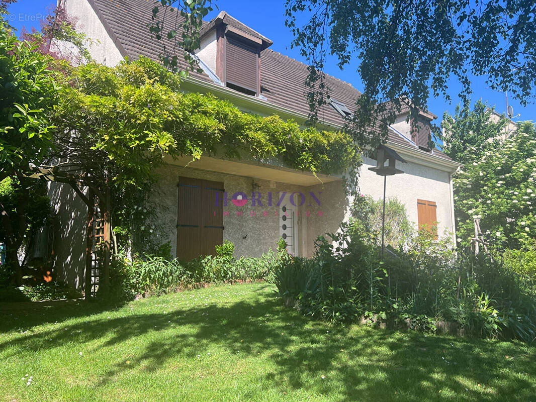 Maison à ORRY-LA-VILLE