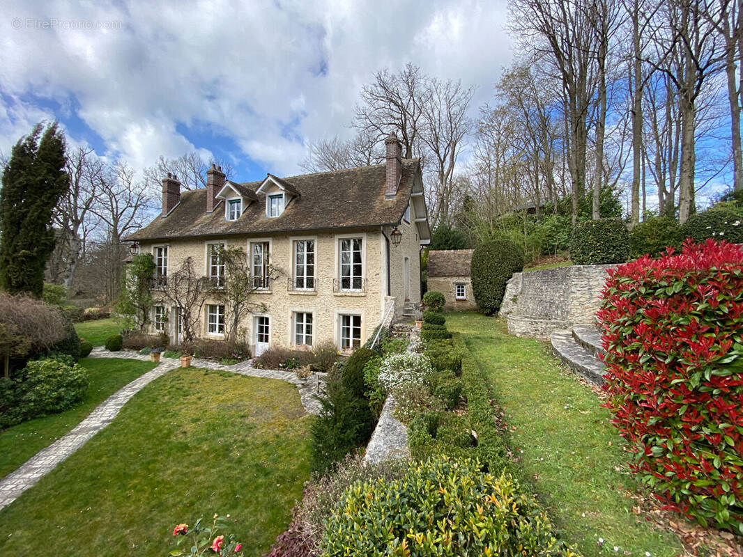Maison à MONTFORT-L&#039;AMAURY