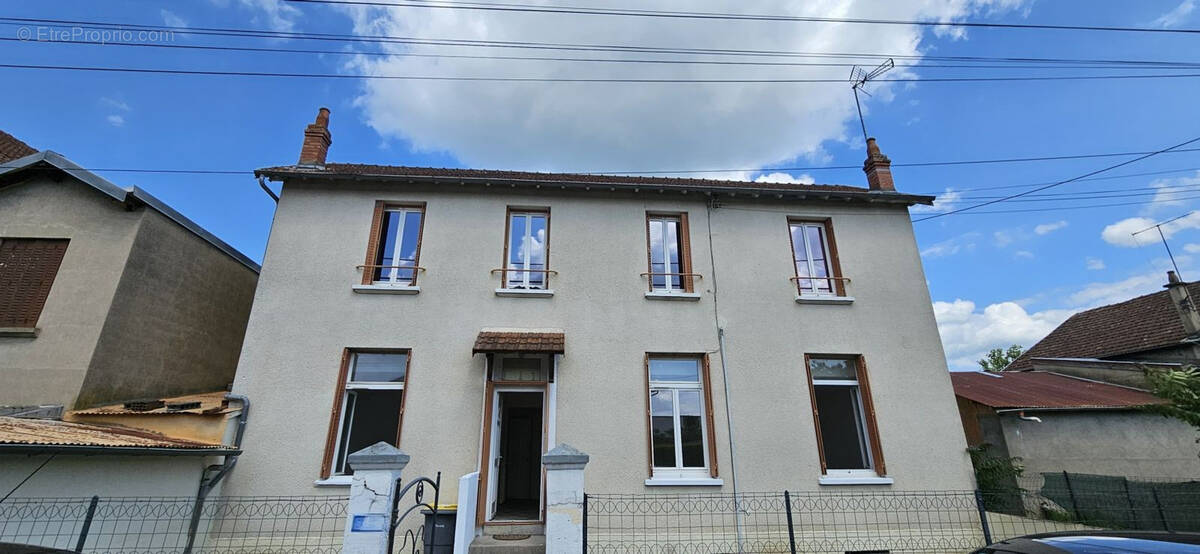 Maison à HAUTERIVE