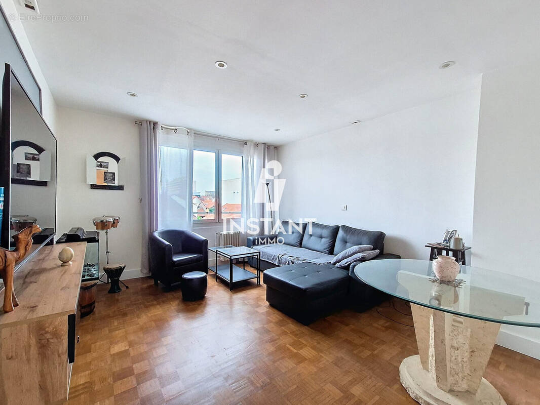 Appartement à MAISONS-ALFORT