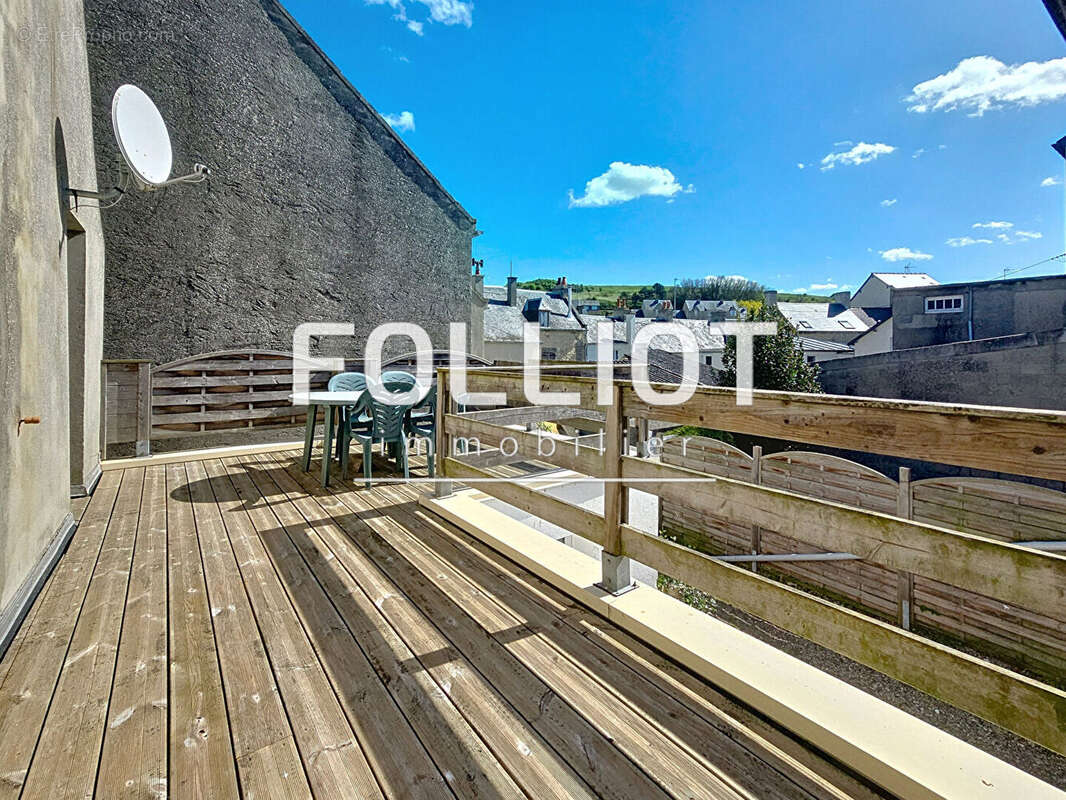 Maison à PORT-EN-BESSIN-HUPPAIN