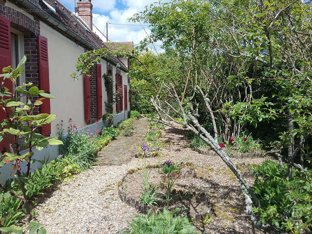 Maison à LA LOUPE