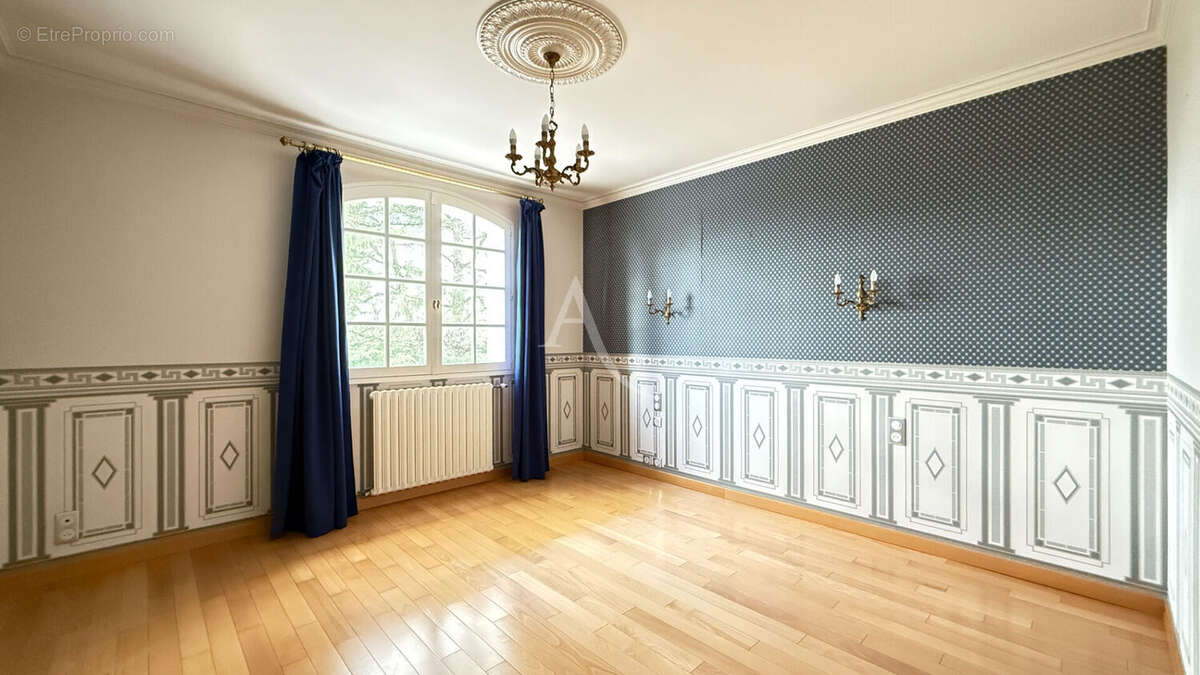 Maison à AUBIGNY