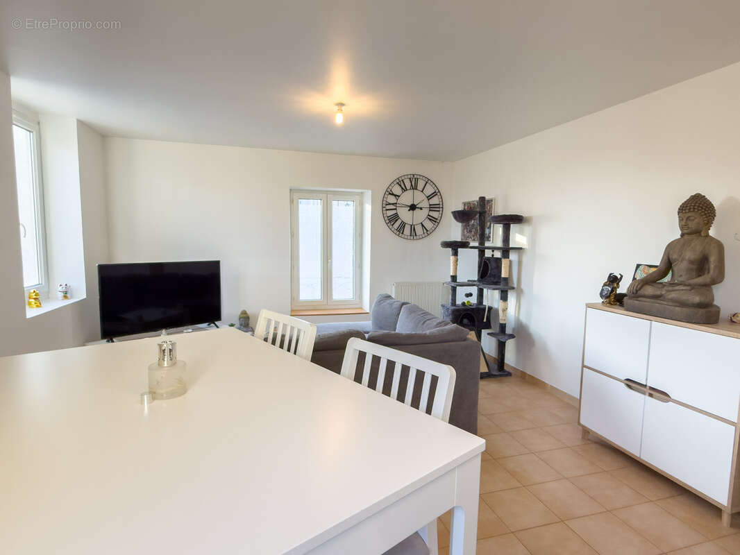 Appartement à LE POUZIN