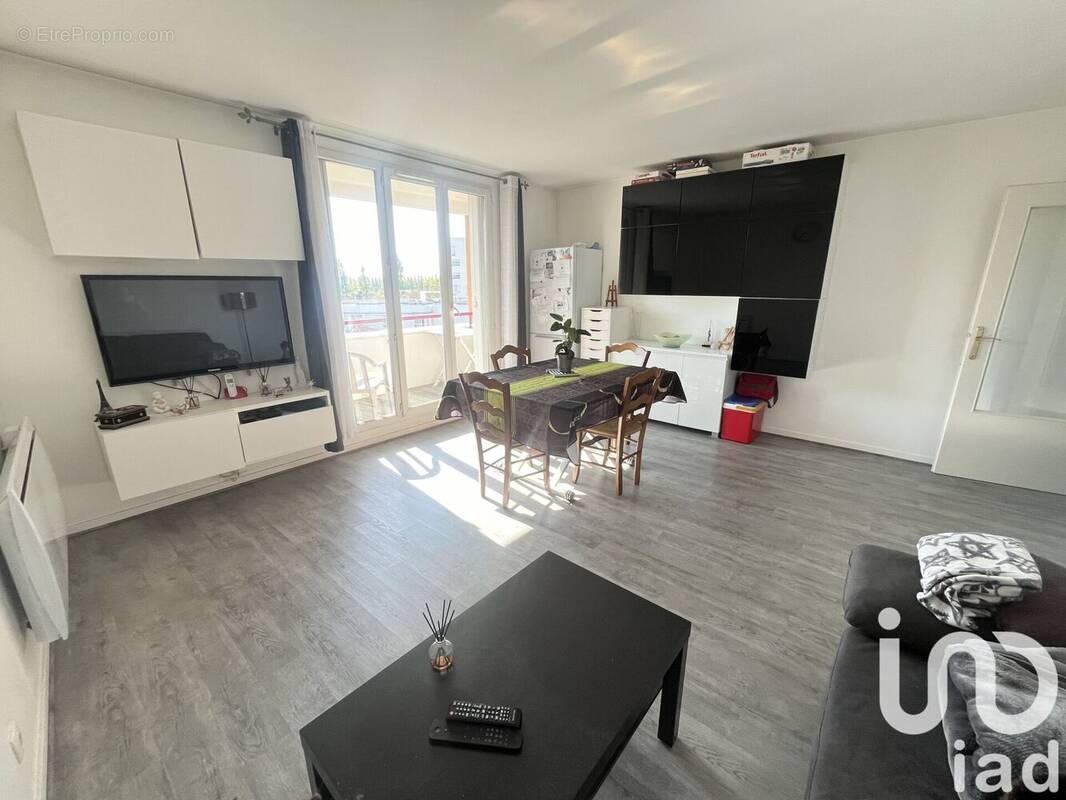 Photo 1 - Appartement à ORLY