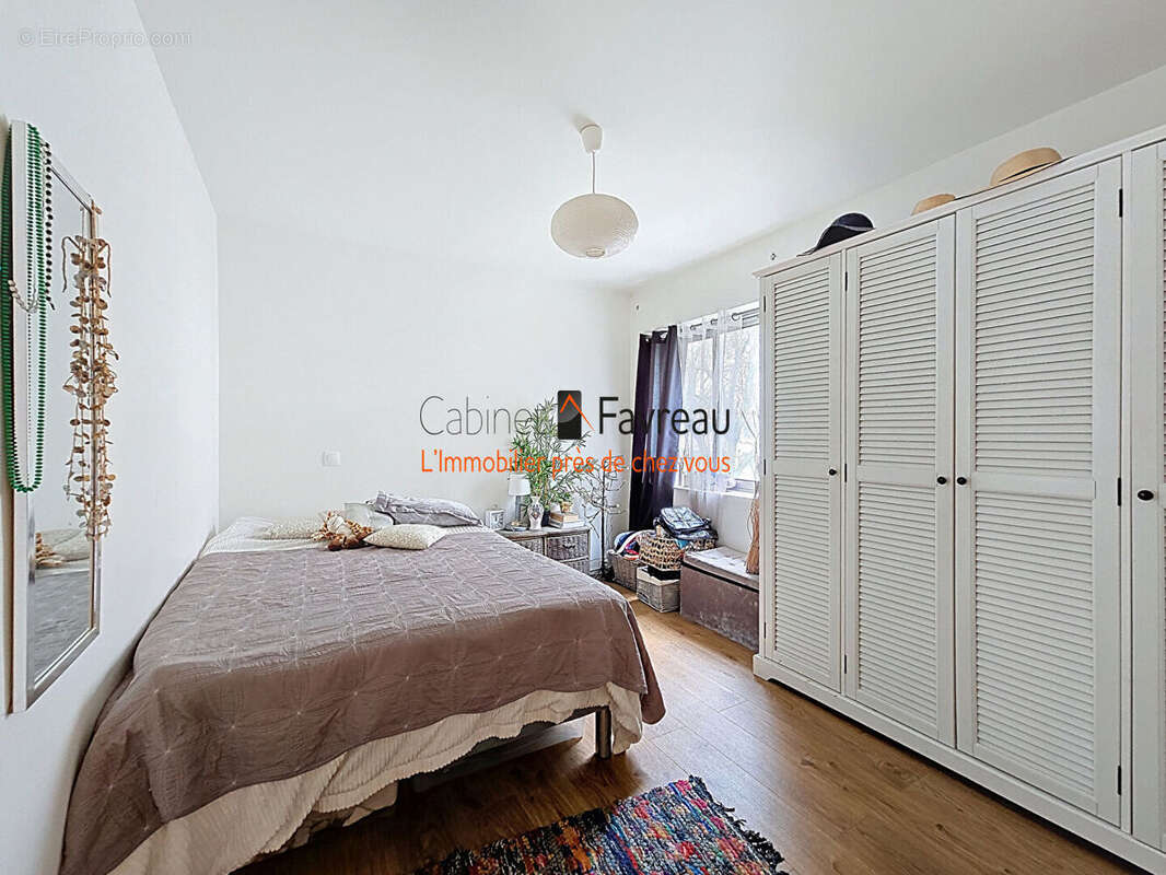 Appartement à FRESNES