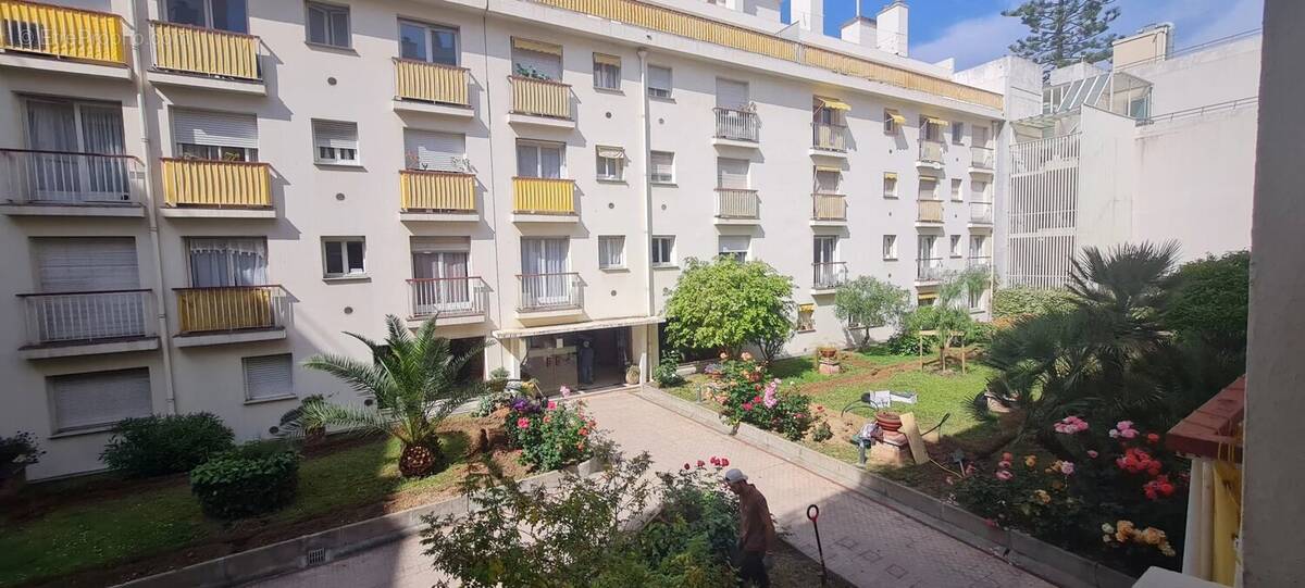 Appartement à MENTON