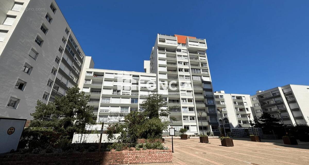 Appartement à SAINT-GRATIEN