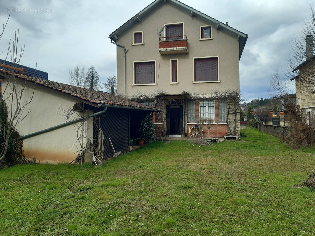 Maison à SAINT-CERE