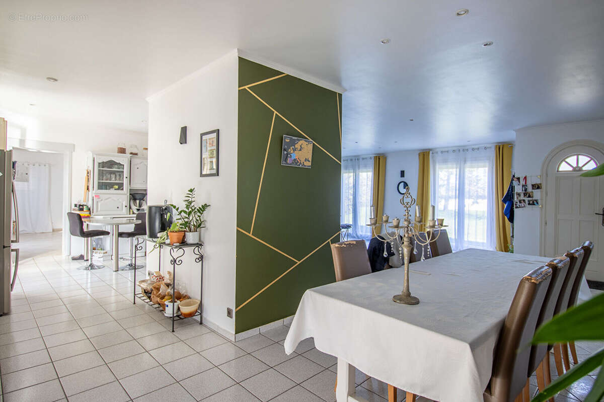 Maison à AIZENAY