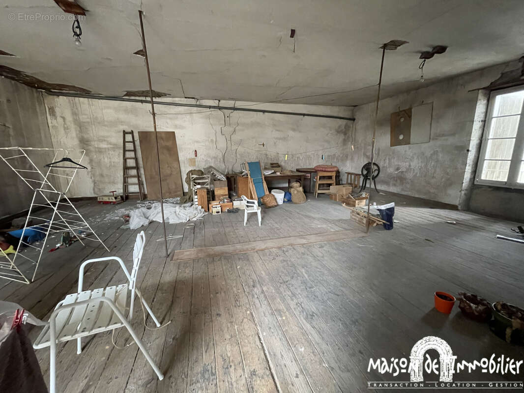 Appartement à COGNAC