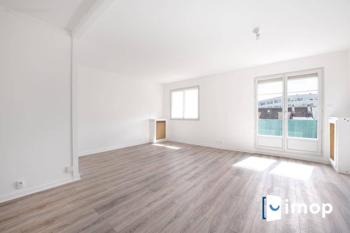 Appartement à MONTROUGE