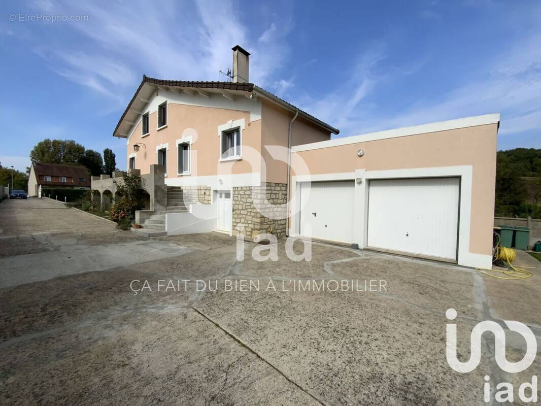Photo 1 - Maison à ARPAJON