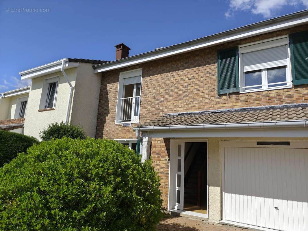 Maison à COIGNIERES