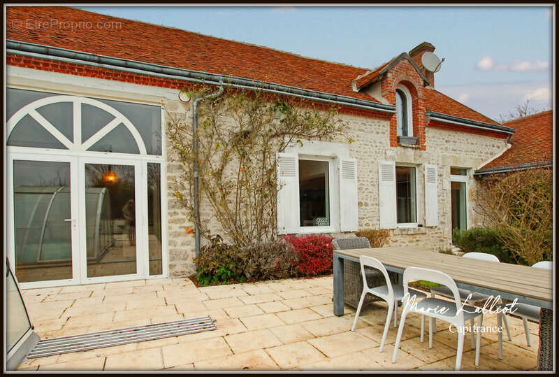 Maison à COURCY-AUX-LOGES