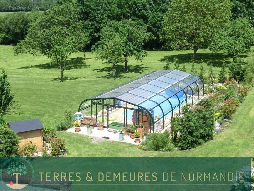 Maison à PONT-L&#039;EVEQUE