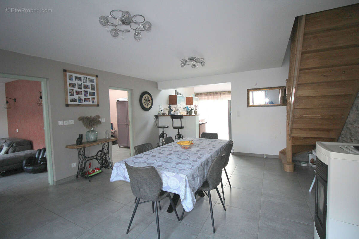 Maison à ESQUELBECQ