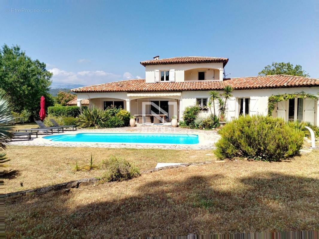 Maison à CALLIAN