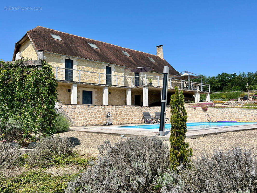 Maison à BEAUMONT-DU-PERIGORD