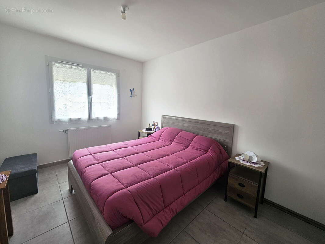 Maison à SABLONS