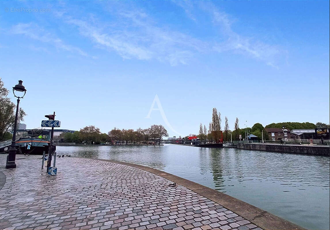 Appartement à PARIS-19E