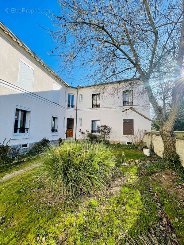 Appartement à MAISONS-LAFFITTE