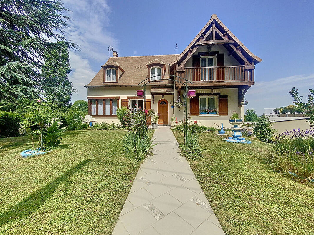Maison à LIMEIL-BREVANNES