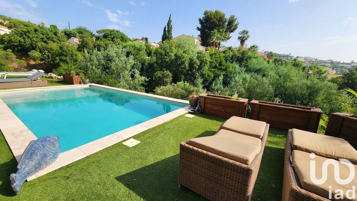 Photo 1 - Maison à LES ISSAMBRES