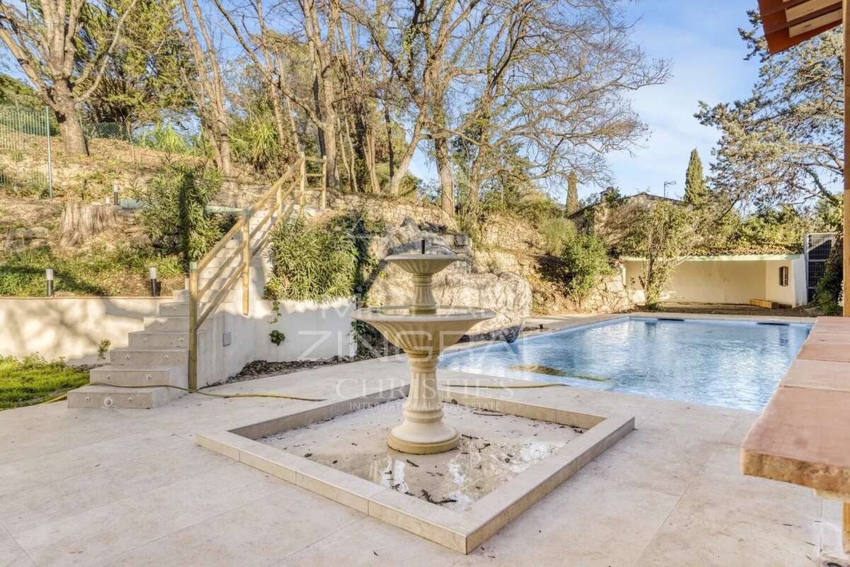 Maison à MOUGINS
