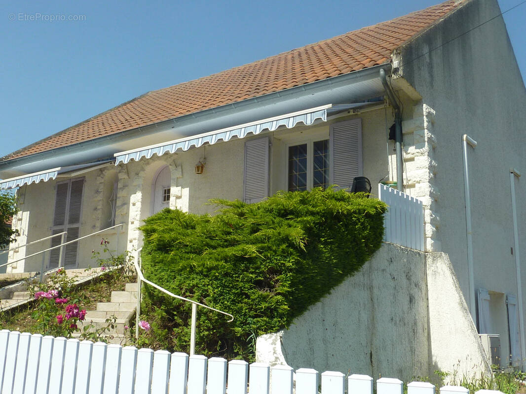 Maison à LA TRIMOUILLE