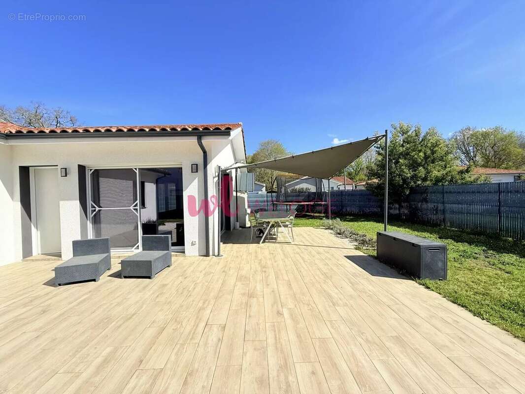 Maison à TOSSE