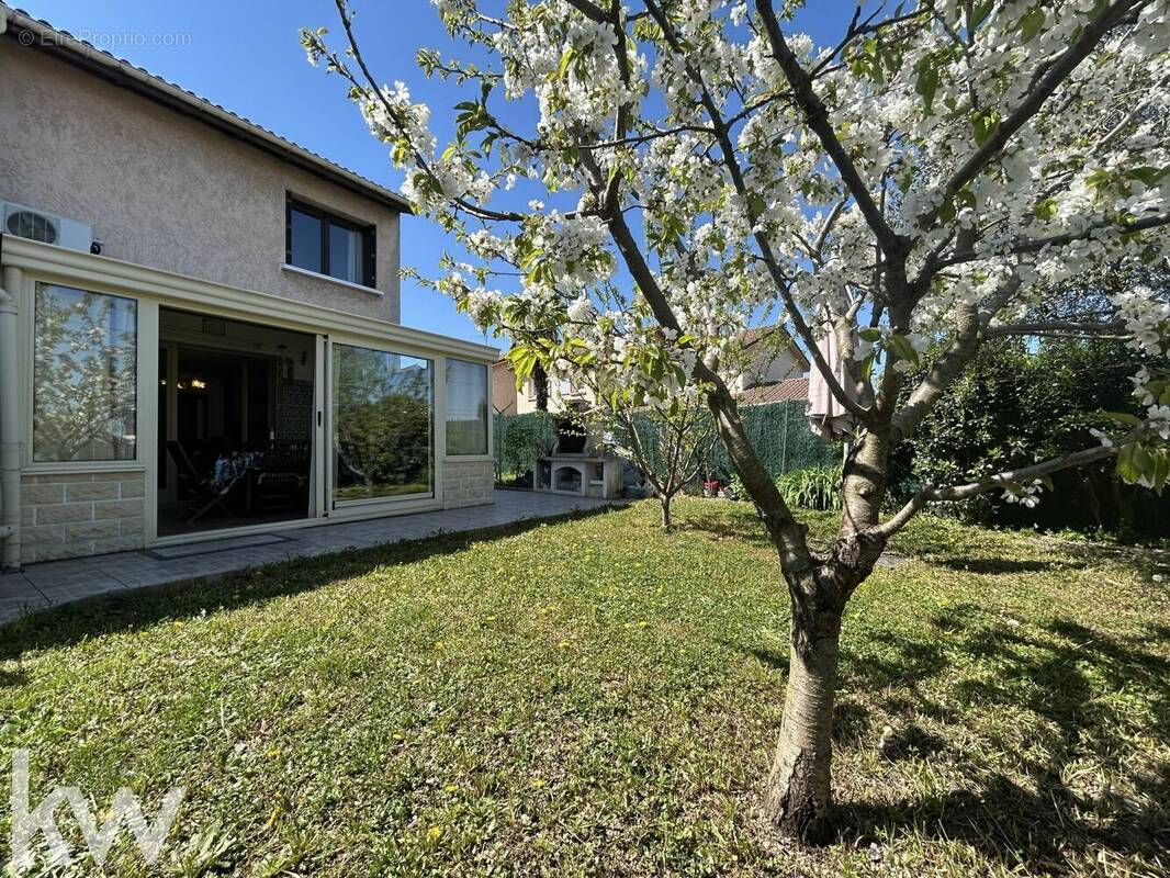Maison à SAINT-PRIEST