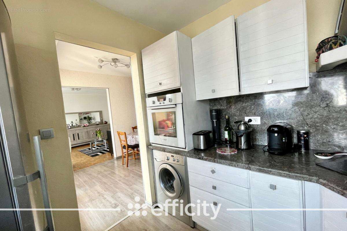 Appartement à VAULX-EN-VELIN