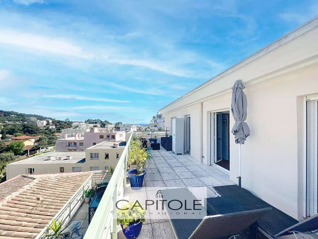 Appartement à LE CANNET