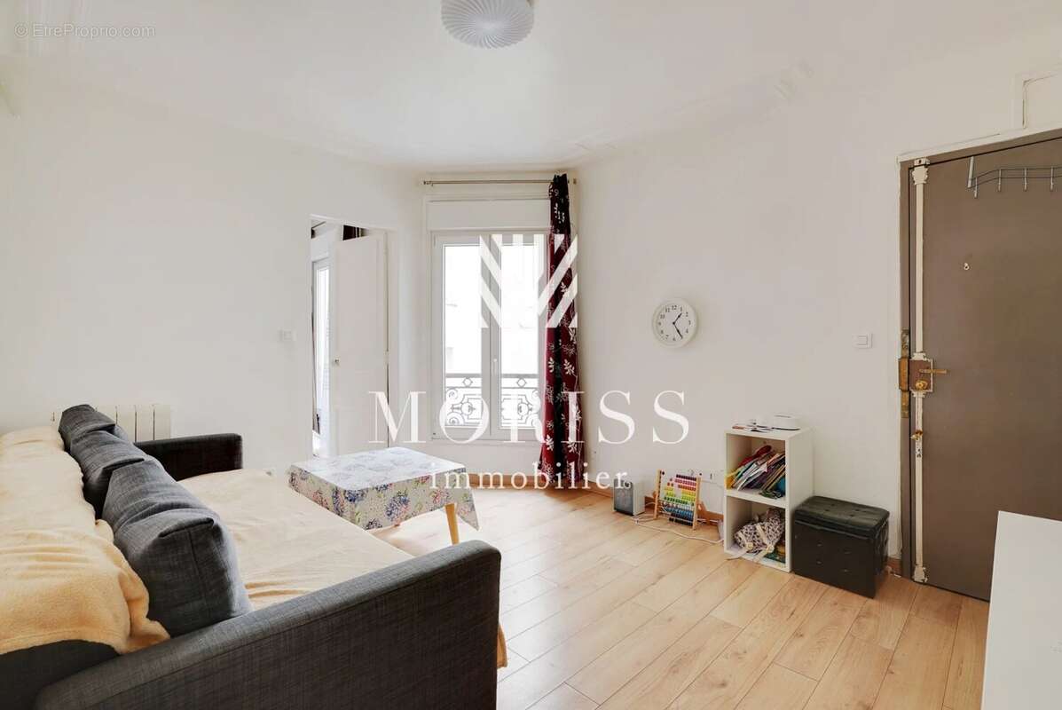 Appartement à PARIS-2E