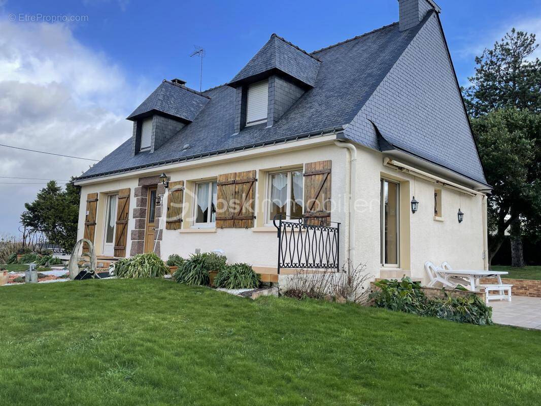 Maison à PLOERMEL