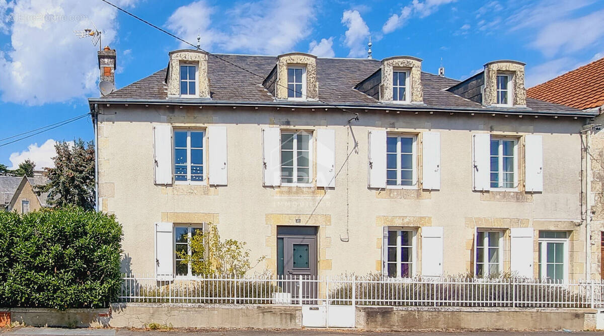 Maison à CIVRAY