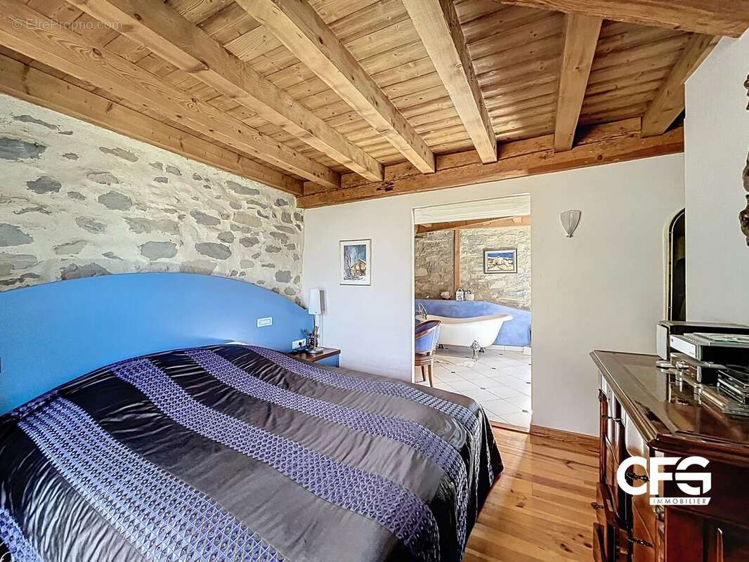Maison à BARBERAZ