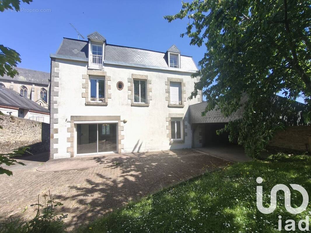 Photo 1 - Maison à VILLAINES-LA-JUHEL