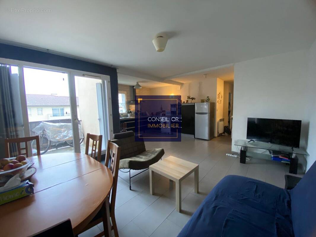 Appartement à SAINT-GENIS-LAVAL